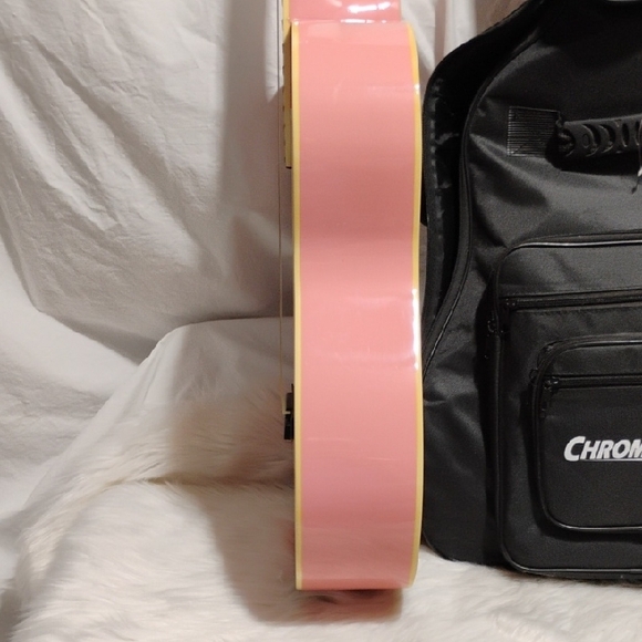 SALE! Johnson JG 100 Pink Acoustic Guitar W Case - Picture 11 of 12